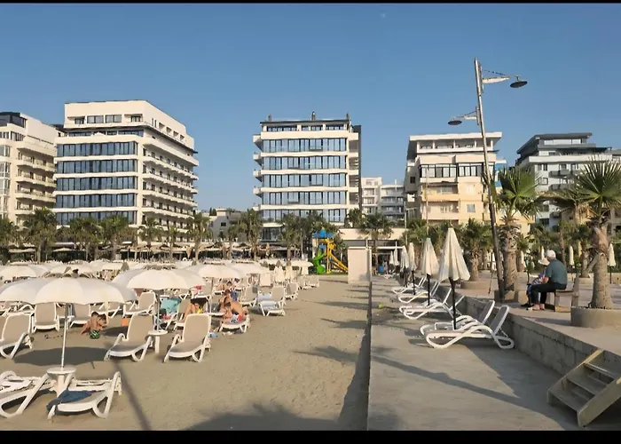 Lägenhet Seaside Escape - 50 M To Shore 2 *