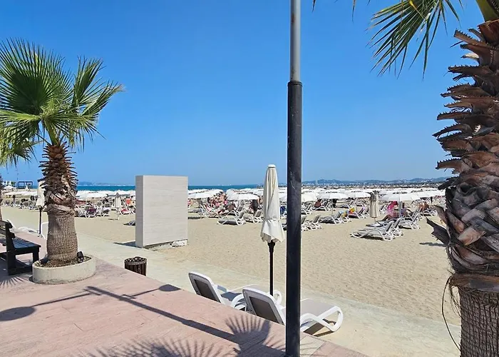 Seaside Escape - 50 M To Shore 2 Golem (Tirana)